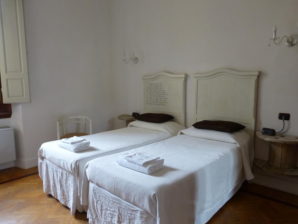 フィレンツェ Villino Il Magnifico Bed & Breakfast 部屋 写真